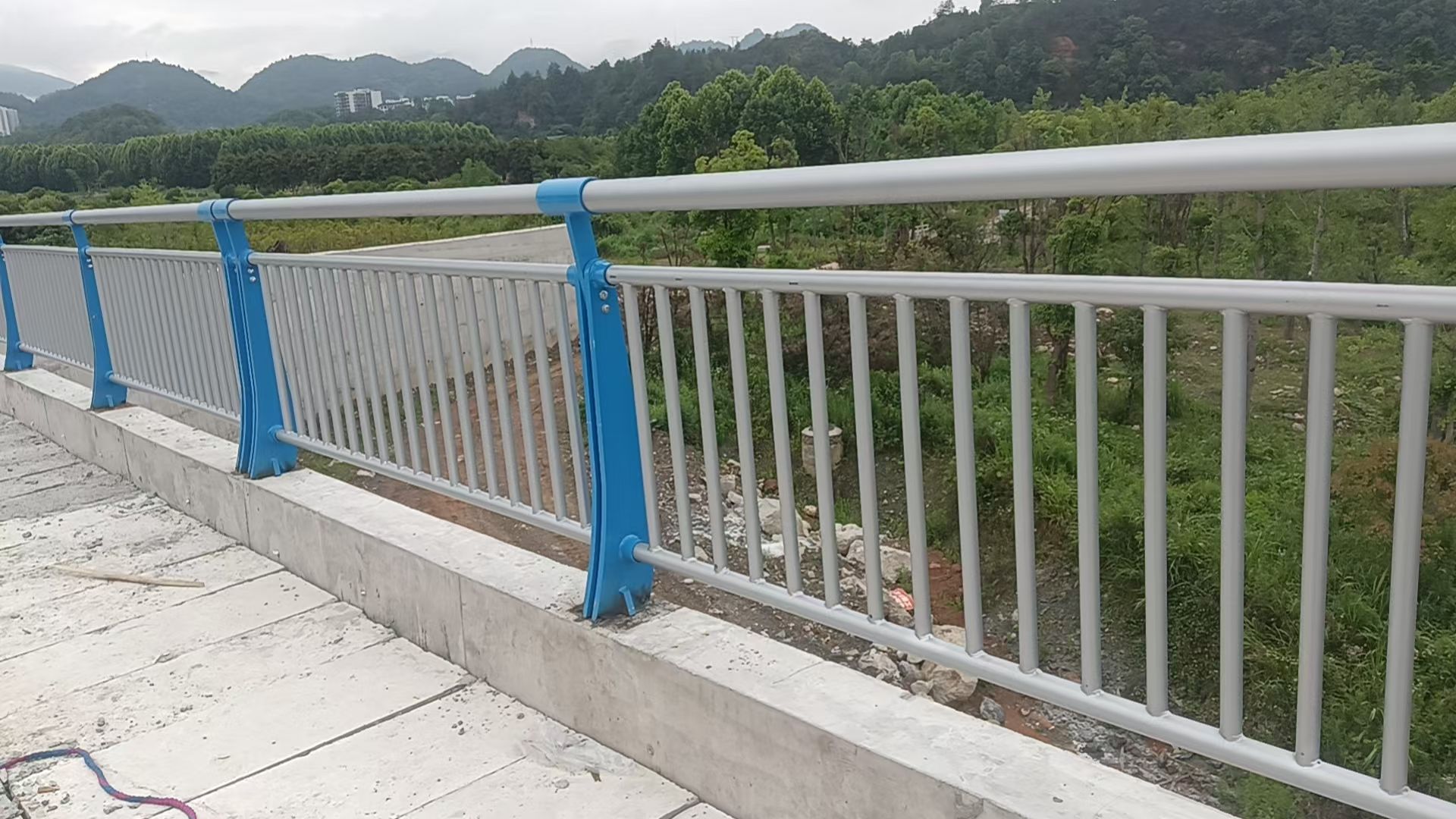 遂宁市不锈钢栏杆不锈钢护栏 - 推荐